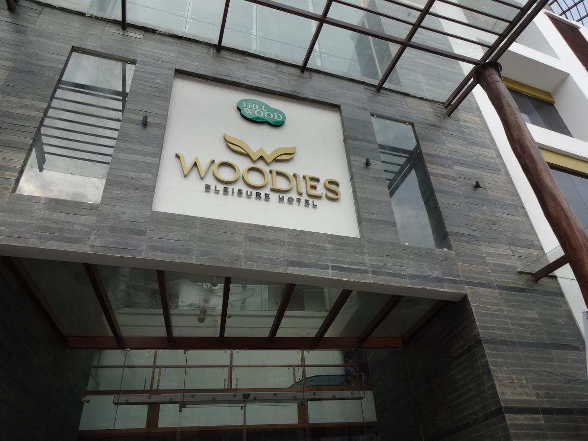 Woodies Bleisure Hotel Кожикоде Экстерьер фото